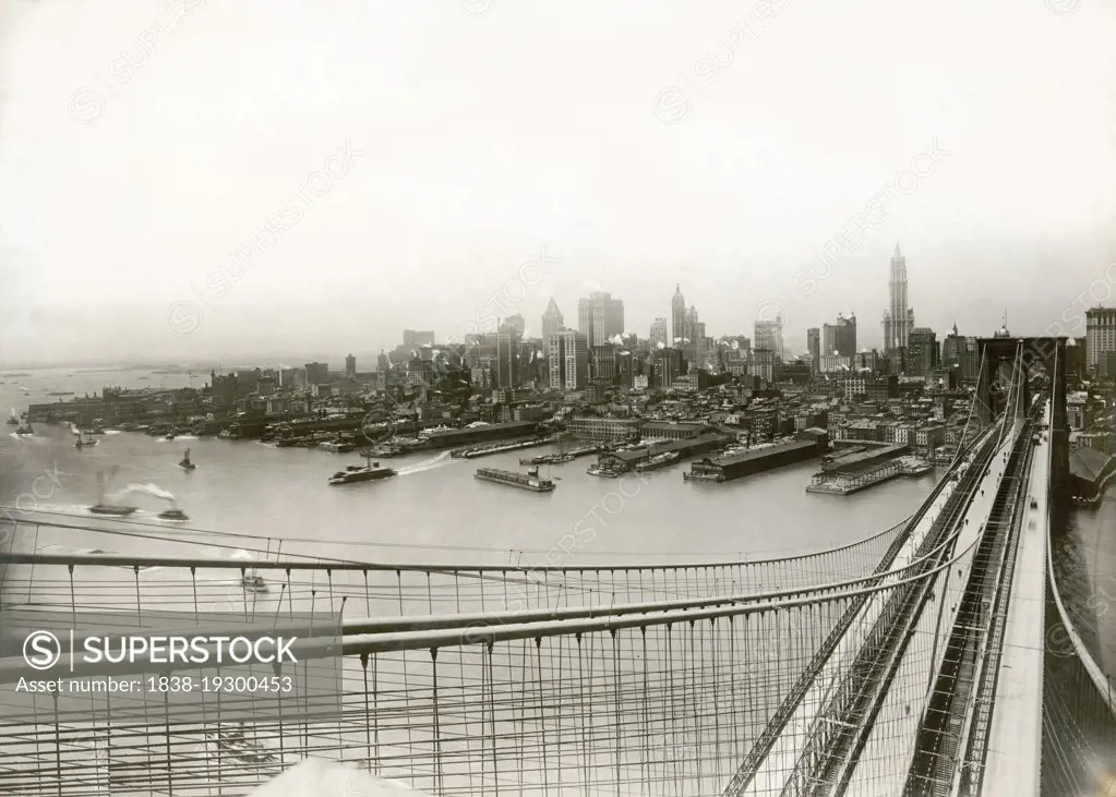 High Angle View of Brooklyn Bridge and Downtown Manhattan Skyline, New York City, New York, USA, Unidentified Artist, February 1918