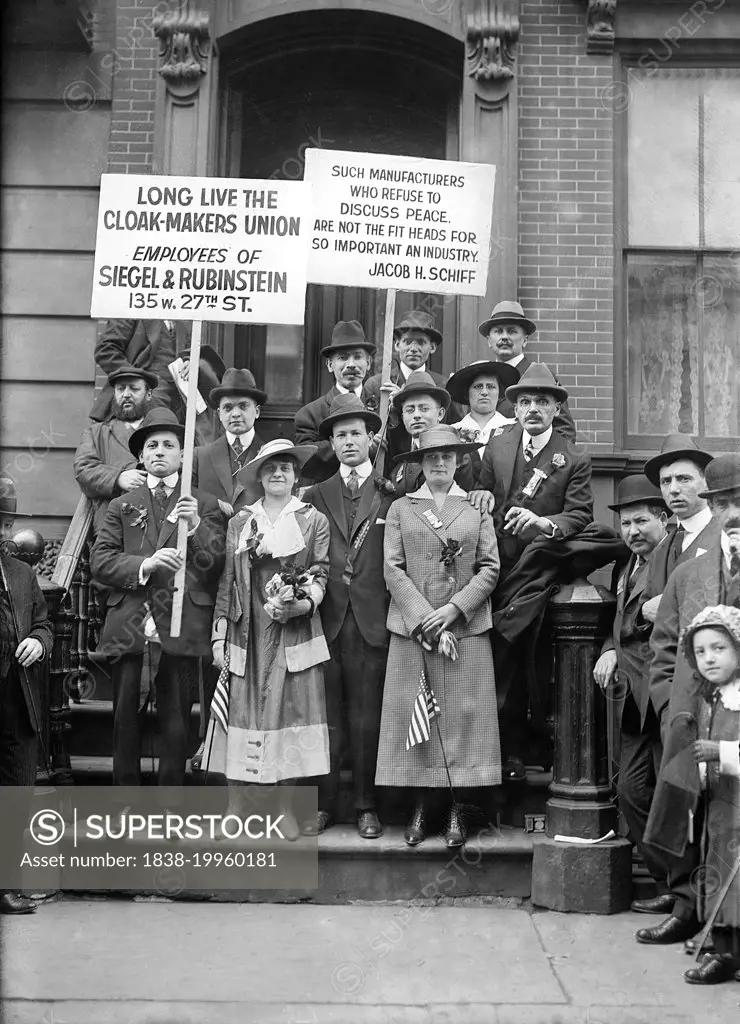 Striking Garment Workers, Cloak Makers Union, Union Square, New York City, New York, USA, Bain News Service, 1916