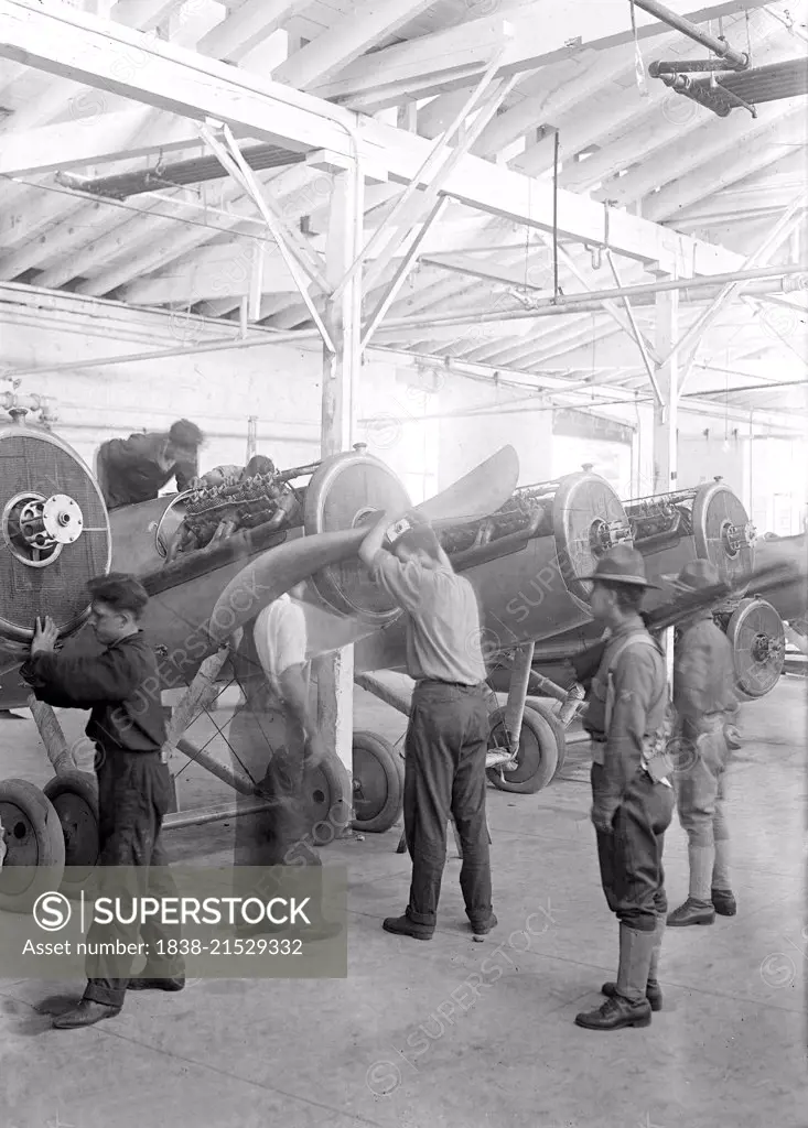 Workers Putting Propellers on Airplanes during World War I, Lowe, Willard & Fowler Engineering Company, College Point, Queens, New York, USA, Bain News Service, August 1917