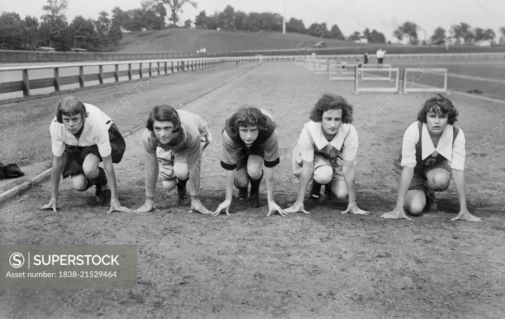 U.S. Female Track and Field Athletes, Elizabeth Stine, Camile Sabie, Maybelle Gilliland, Florieda Batson, Janet Snow, Portrait in Newark, New Jersey, USA, Prior to Participating in Women's World Games in Paris France, the First International Track and Field Competition for Women, Bain News Service, July 1922