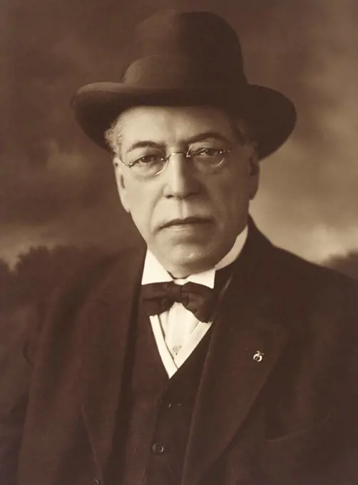 Samuel Gompers (1850-1924), U.S. Labor Leader, head and shoulders Portrait, Fred Hartsook, 1920