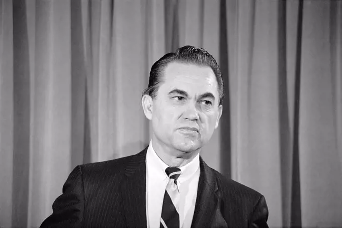 Former Alabama Governor George Wallace at Press Conference announcing his candidacy for U.S. President, Marion S. Trikosko, US News & World Report Magazine Collection, February 11, 1968