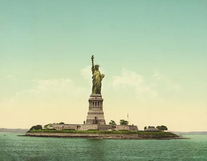Statue of Liberty, New York Harbor, New York City, New York, USA, Detroit Publishing Company, 1905