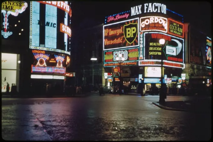 Street Scene at Night, Piccadilly Circus, North Side, London, England, UK, 1960