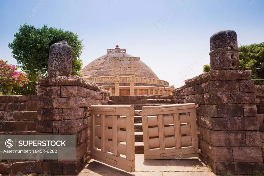 Great Stupa built by Ashoka the Great at Sanchi, Madhya Pradesh, India