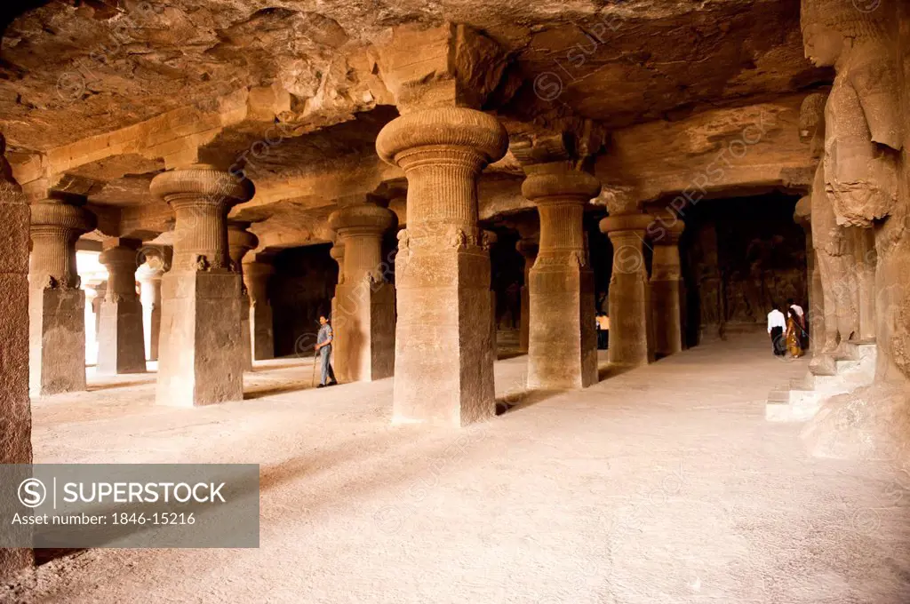 Travel Information, History, Story and Images of Elephanta caves, Mumbai,  Maharashtra, India