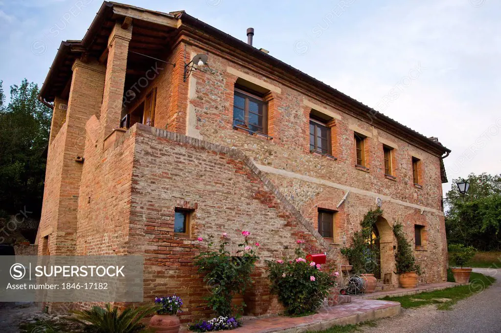 Facade of a hotel, Le Pietre Vive di Montaperti, Siena, Tuscany, Italy