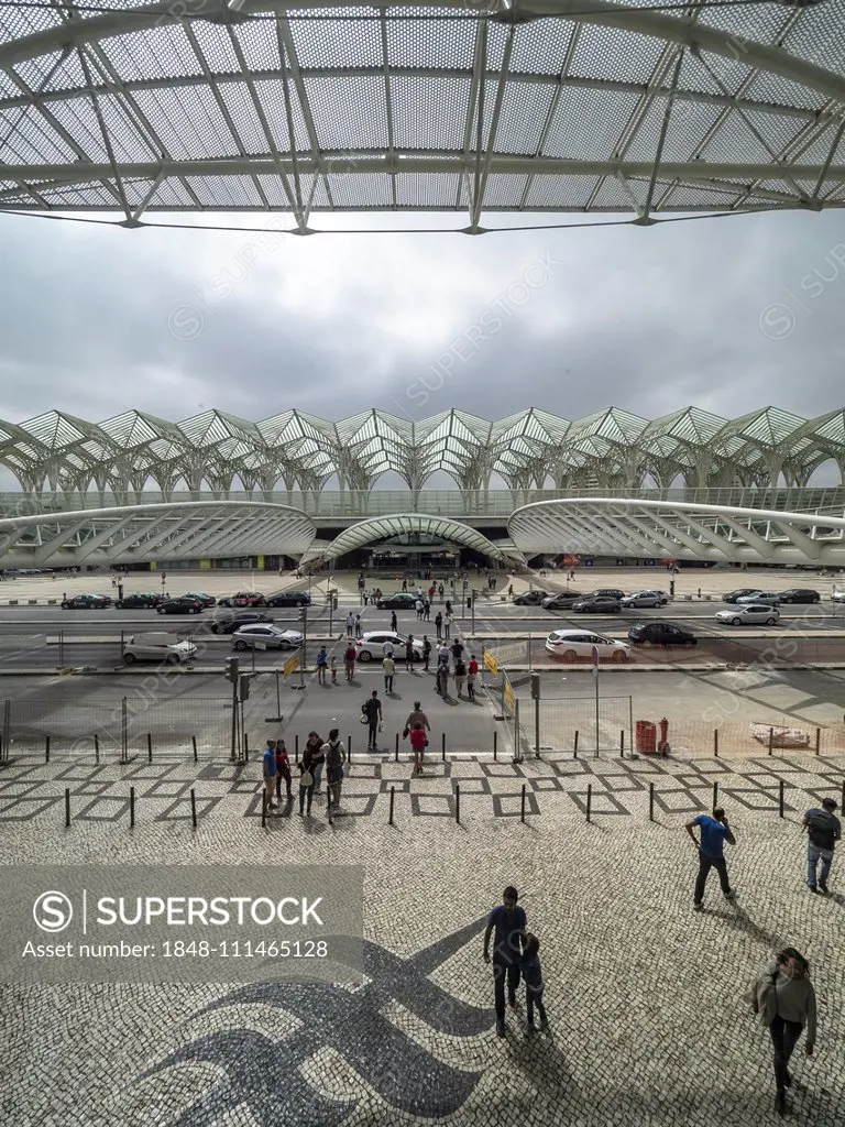 Railway station Gare do Oriente, architect Santiago Calatrava, Lisbon, Portugal, Europe