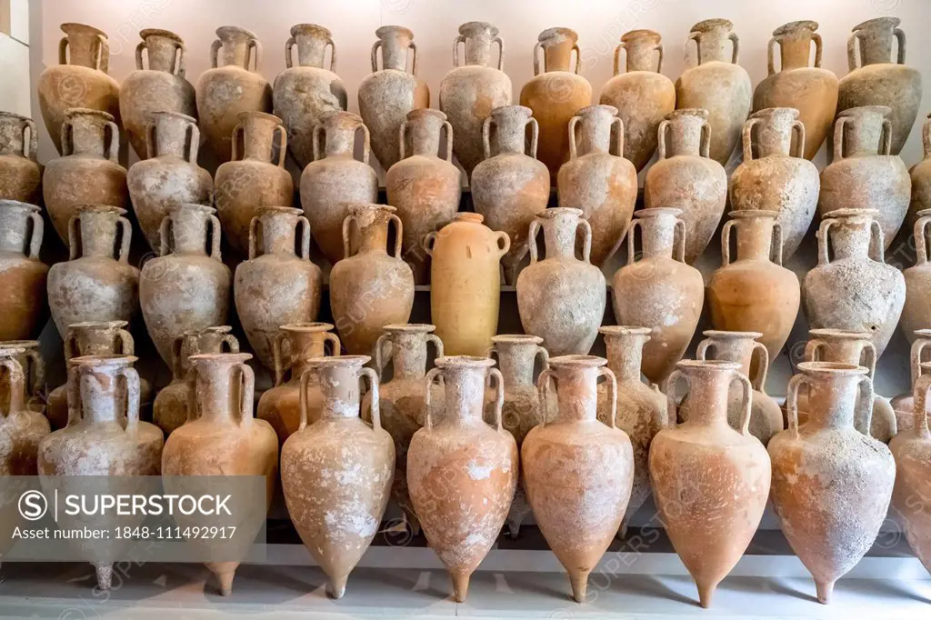 Amphorae, stacked amphorae, Museo Archeologico Eoliano, Archaeological Museum of the Aeolian Islands, Lipari, Lipari Islands, Italy, Europe