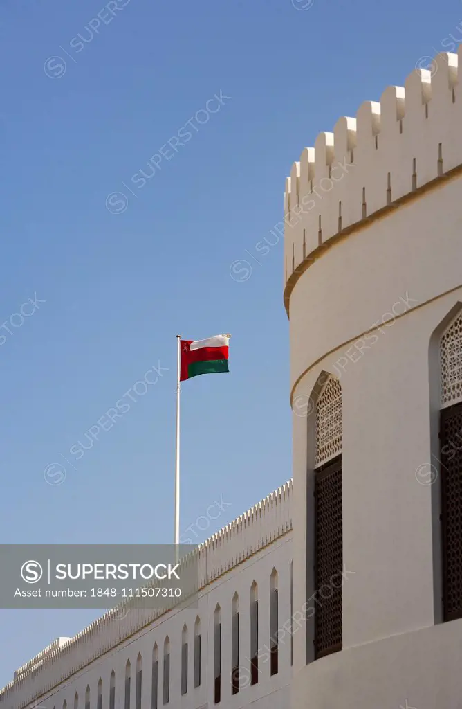 Sultan's palace Al Alam, flag of Oman, government quarter, Muscat, Oman, Asia