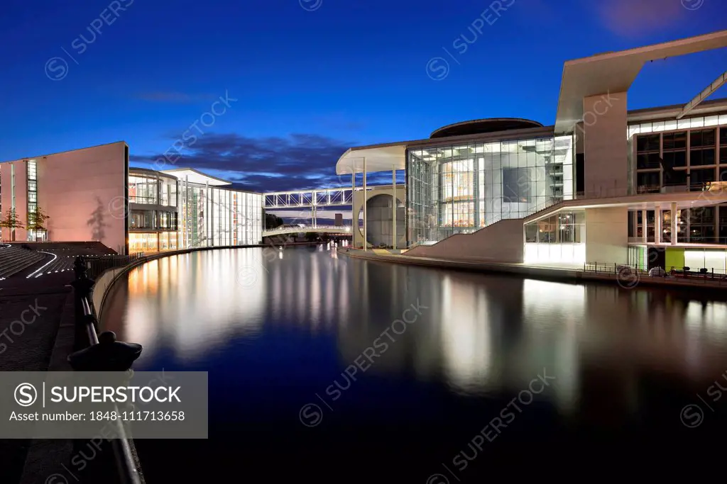 German Bundestag, Marie-Elisabeth-Lüders-Haus and Paul-Löbe-Haus on the Spree at night, Berlin, Germany