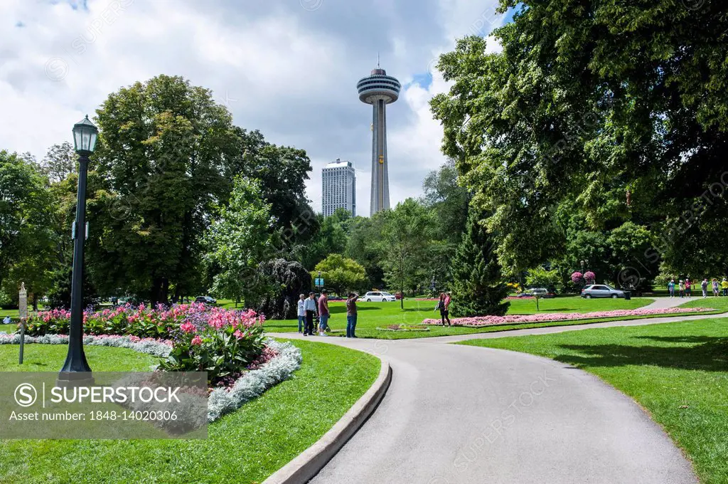 Promenade along the Niagara Falls, Skylon Tower, Ontario, Canada