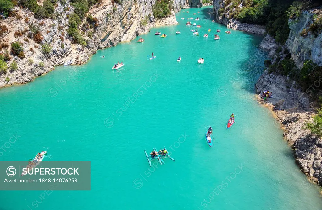 Lake of St.Croix, Lac de Sainte-Croix, Gorges du Verdon, Provence-Alpes-Cote d'Azur, Provence, France