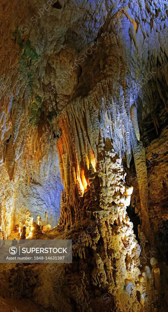 Stalactites and stalactites in the dripstone cave Aranui Cave, Waitomo ...