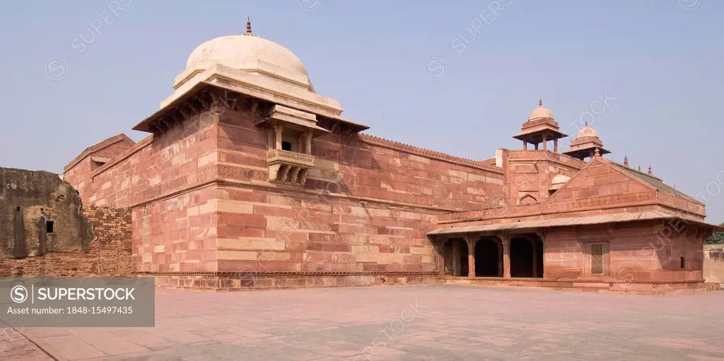 Jodhbais palace, Akbar harem, UNESCO World Heritage Site, Fatehpur Sikri, Uttar Pradesh, India, South Asia