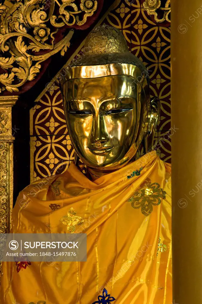 Buddha statue, Kakusandha Buddha Temple, Shwedagon Pagoda, Yangon, Myanmar, Burma, Southeast Asia