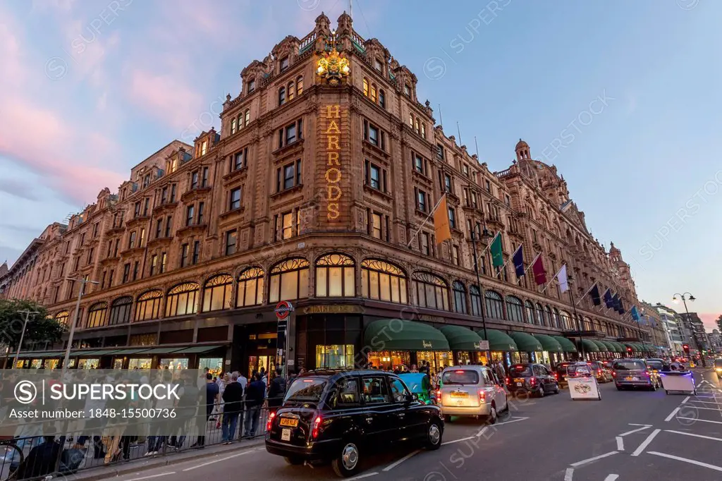 Harrods Department Store, blue hour, London, Great Britain