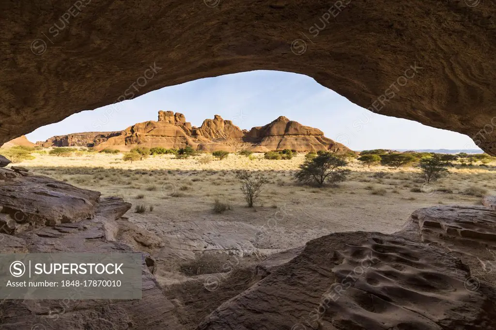 Rock arch, Ennedi plateau, Chad, Africa