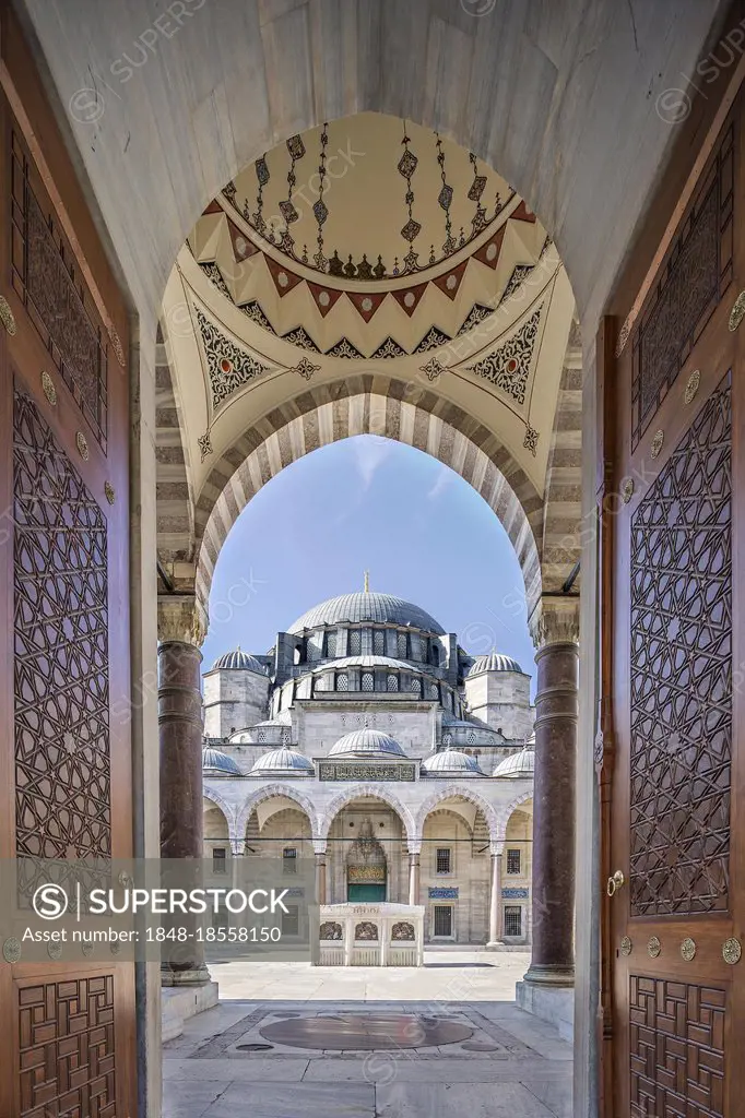 The Suleymaniye Mosque was commissioned by Sultan Suleyman (Suleyman the Magnificent), who was fortunate to be able to draw on the talents of the arch...