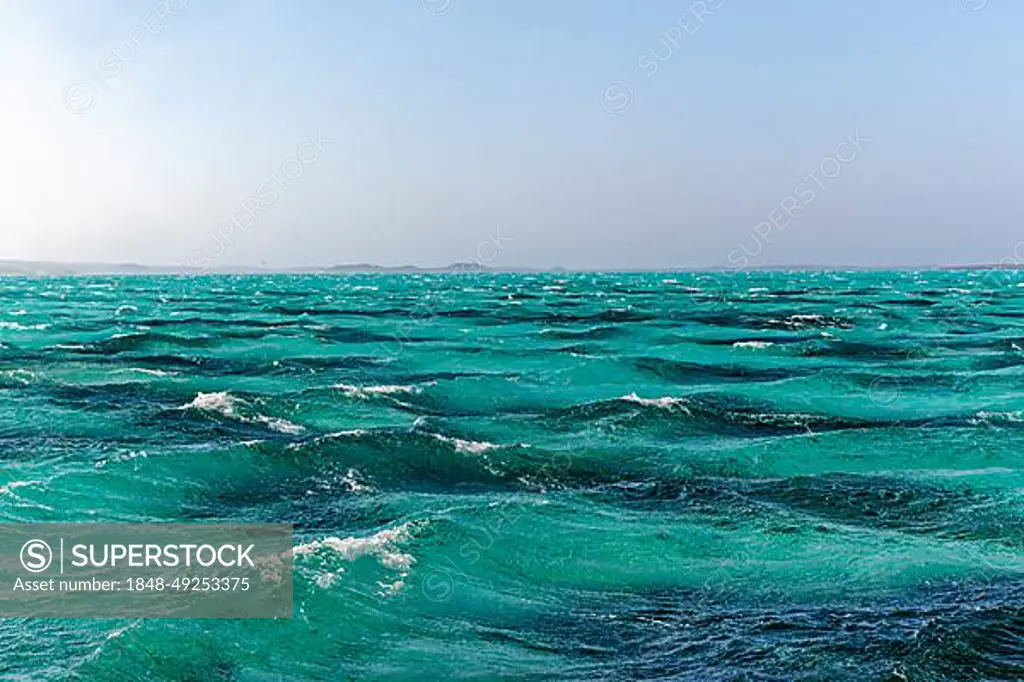 Turquoise sea with swell, Madagascar, Africa