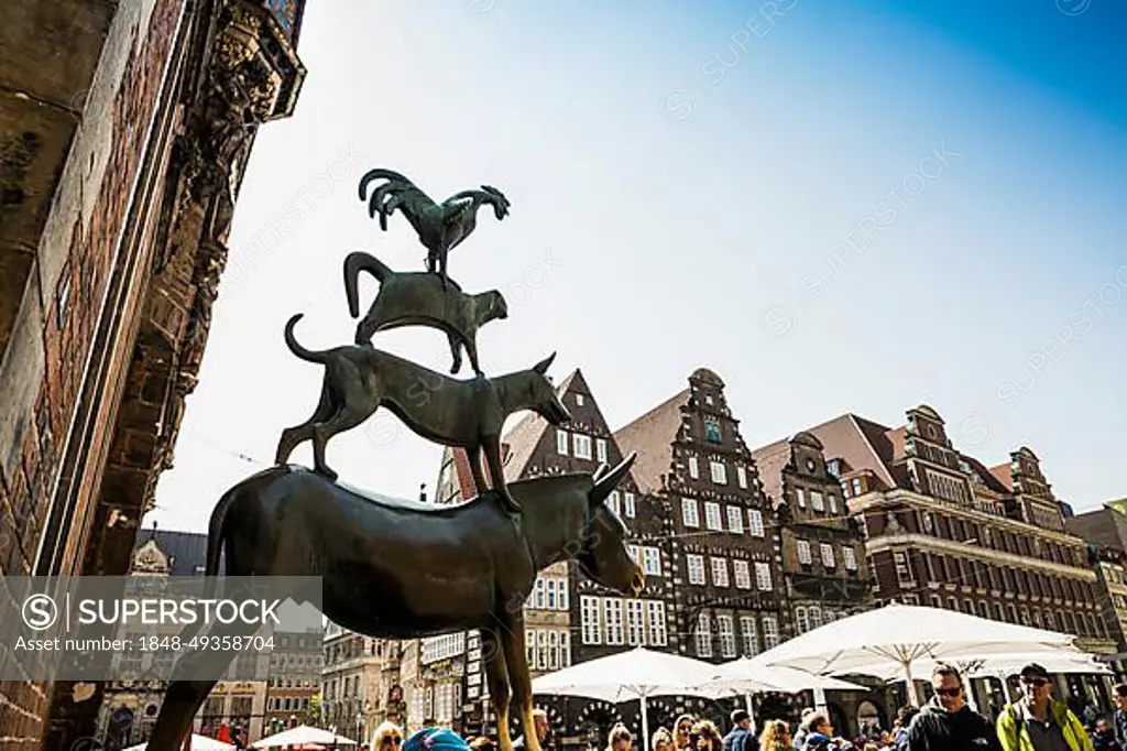 Bremen Town Musicians, bronze sculpture, artist Gerhard Marcks, Hanseatic City of Bremen, Germany, Europe