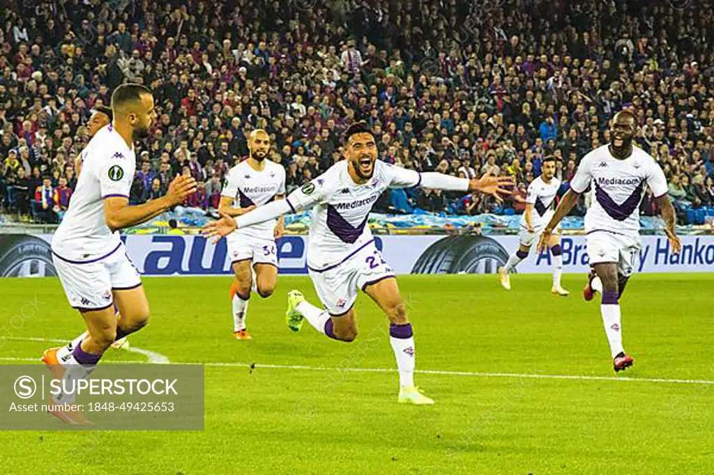 Nicolas GONZALEZ centre (ACF Fiorentina) celebrates his scored 1:2 for ACF Fiorentina