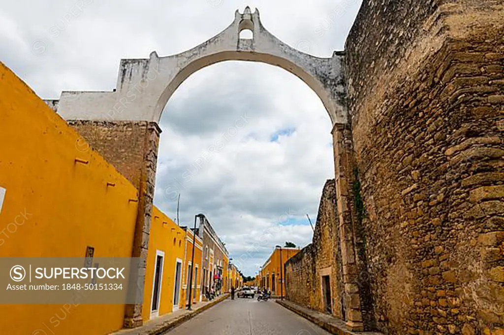 Izamal, the yellow city, Yucatan Mexico