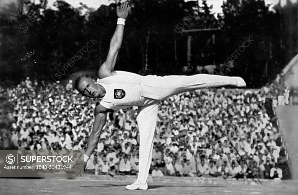 Gymnastics, Olympic Champion Alfred Schwarzmann (Germany) during a standing balance in the free exercises