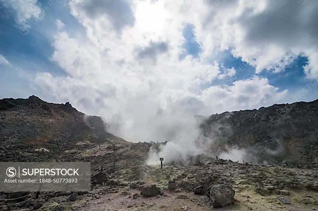 Smokey Iozan (sulfur mountain) active volcano area, Akan National Park, Hokkaido, Japan, Asia