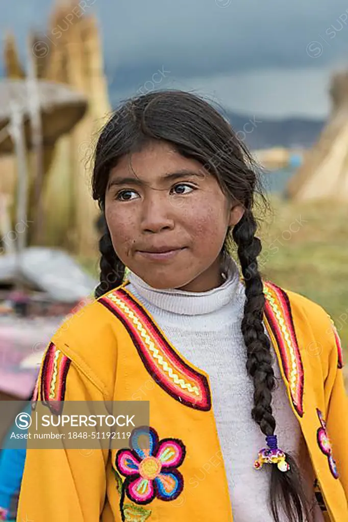 Native girl, portrait, tribe of the Urus, Lake Titicaca, Puno region, Peru, South America