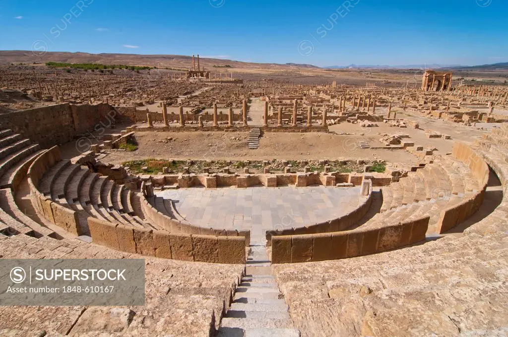 Amphitheatre, Roman ruins of Timgad, Unesco World Heritage Site, Algeria, Africa