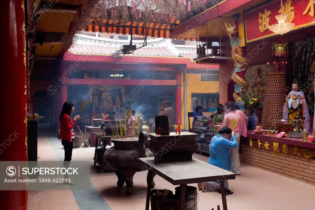 Chua Quan Am Temple or Pagoda in the Chinese Quarter of Cholon in Saigon, Ho Chi Minh City, Vietnam, Southeast Asia