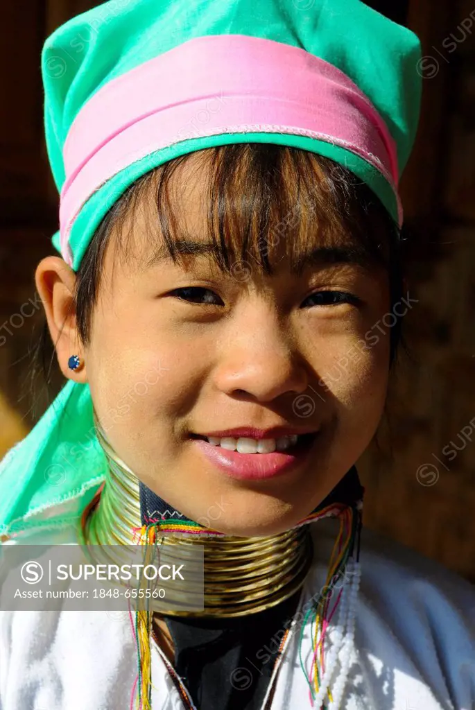 Young girl from the long-neck Karen or Padaung tribe, Inle Lake, Myanmar, Burma, Southeast Asia, Asia