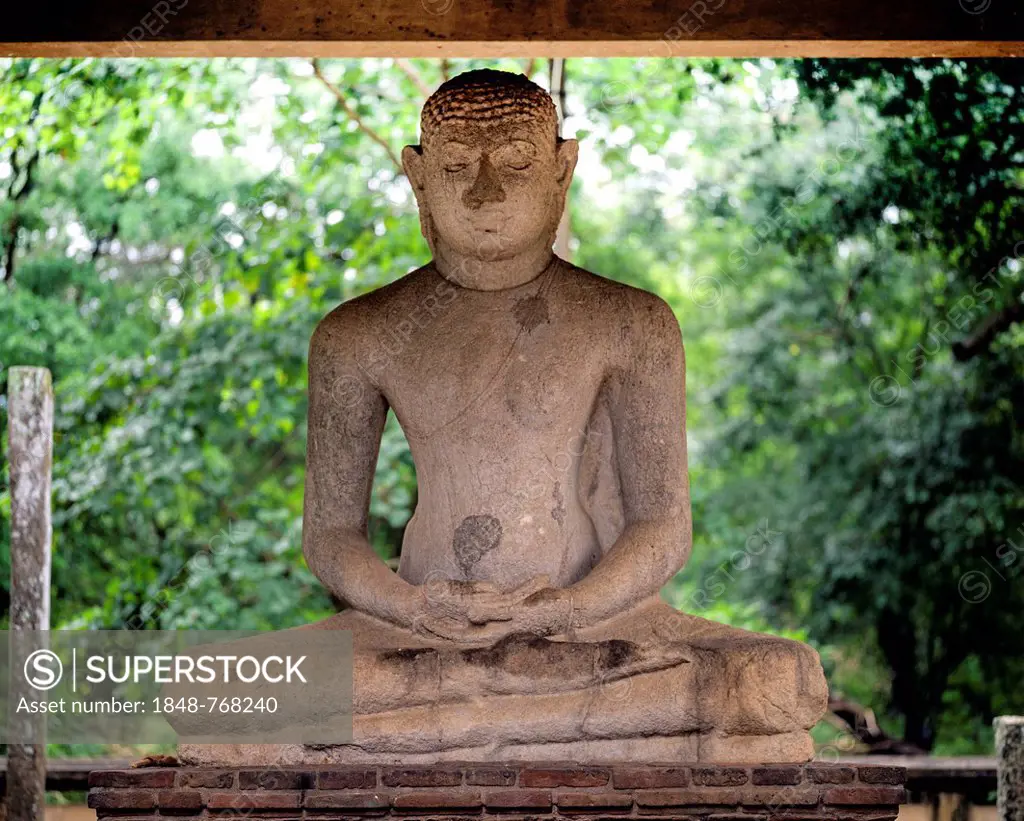 Samadhi statue, Anuradhapura