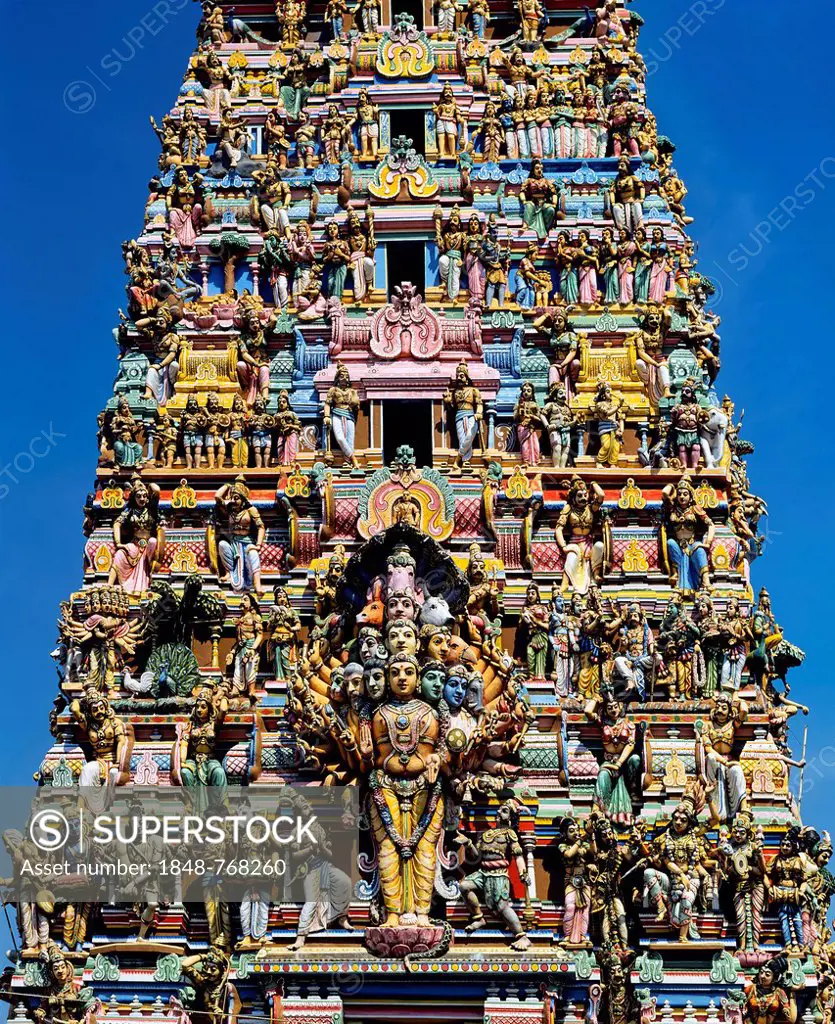 Gopuram or gate tower at the entrance to the Hindu temple of Colombo II