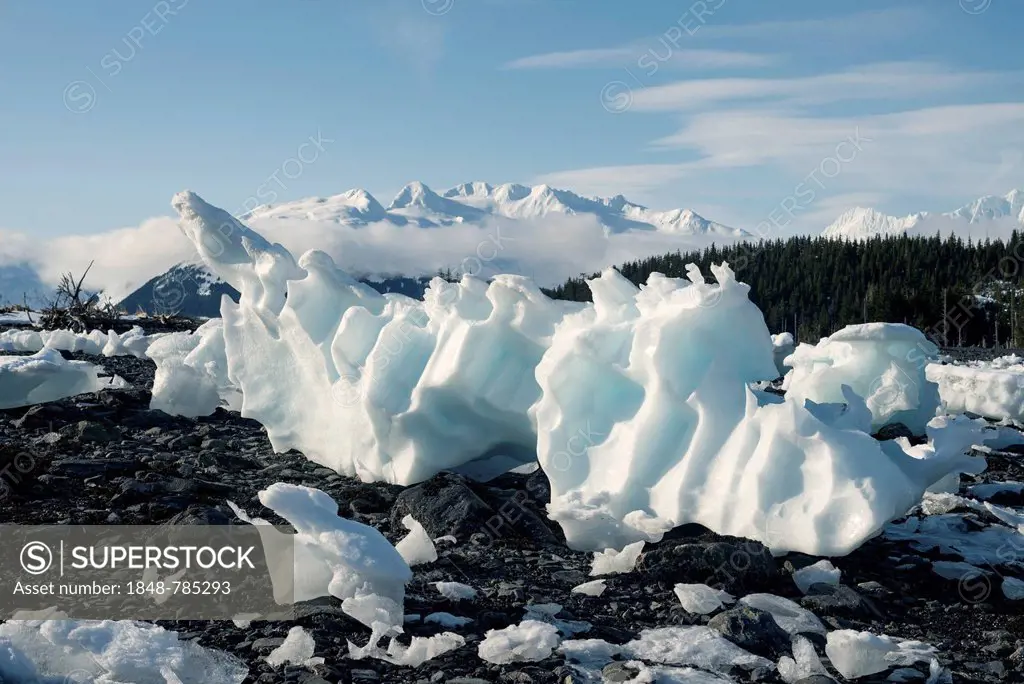 Grounded ice floes