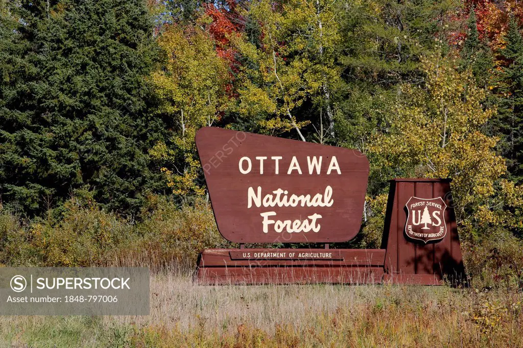 Sign, Ottawa National Forest on the Upper Peninsula of Michigan, USA