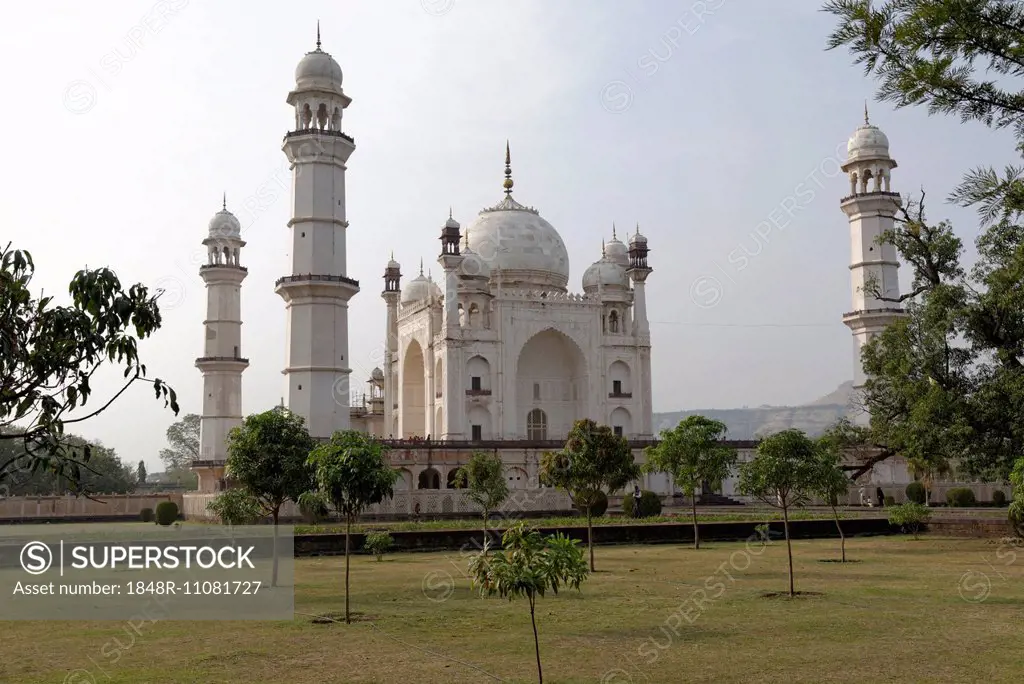 Bibi Ka Maqbara Tomb, Image & Photo (Free Trial) | Bigstock