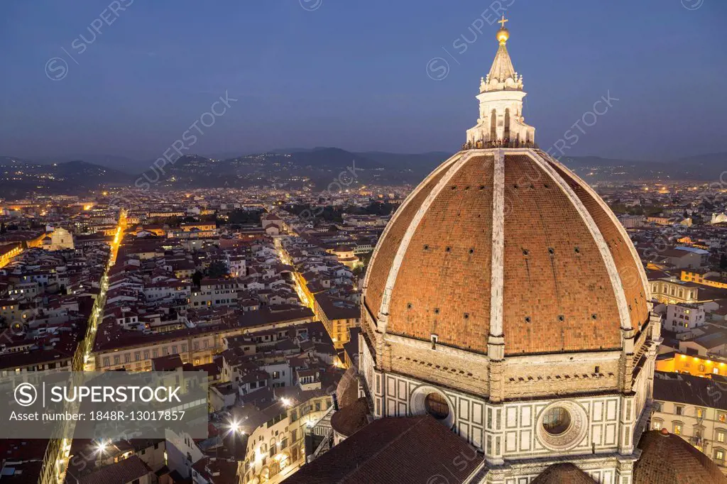 Florence Cathedral, dome with historic centre at dusk, Florence, Tuscany, Italy