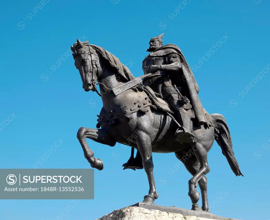 Equestrian statue of Skanderbeg, Albanian national hero, Skanderbeg Square, Tirana, Albania