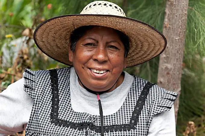 Mexican woman with hat, Xochimilco, Mexico City, Distrito Federal, Mexico, Central America