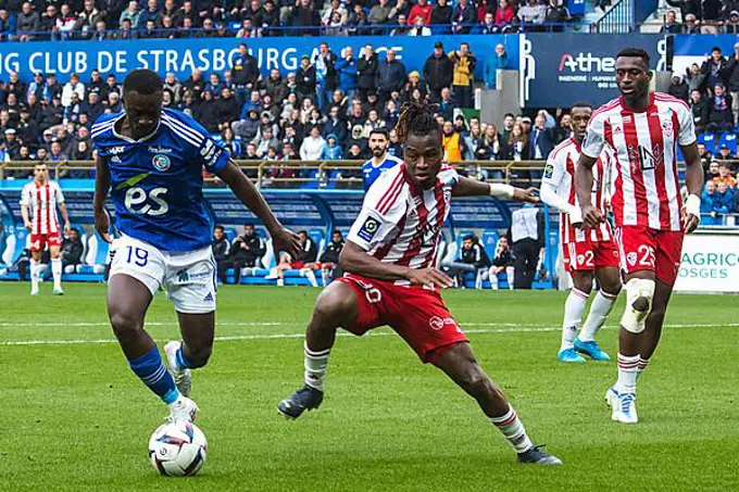 Mouhamadou DIARRA (Racing Strasbourg) tackles Youssouf KONE (Ajaccio)