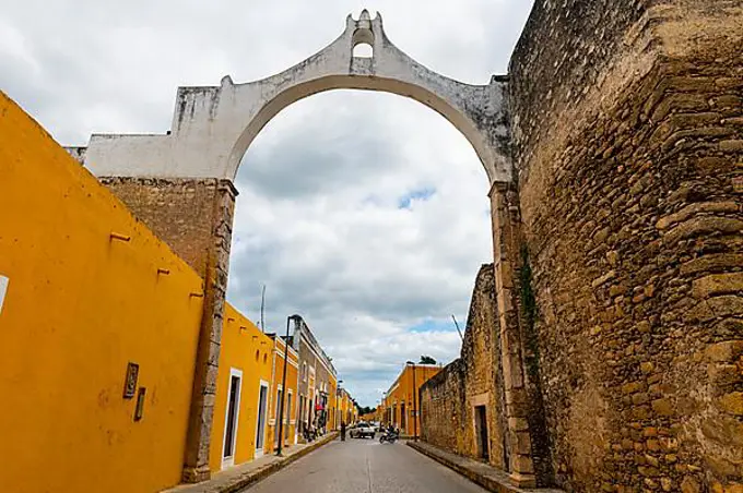 Izamal, the yellow city, Yucatan Mexico