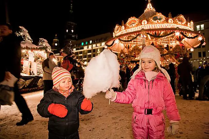 The Striezelmarkt, which has been held since 1434, is the oldest Christmas market in Germany and takes place on the Altmarkt. In 2009 the market was redesigned, a special landmark is for example the world's largest candle arch