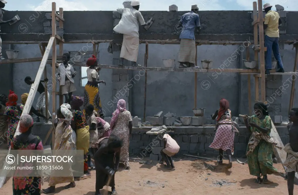 Somalia, Construction, Settled Nomads Building Houses.