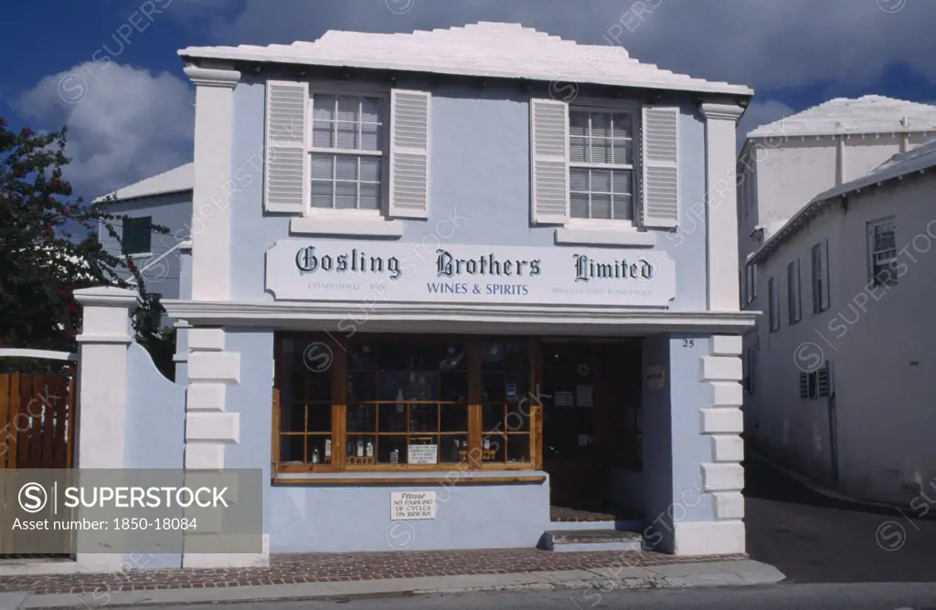 Bermuda, St George, Gosling Brothers Limited Shop Exterior. Bermudas Oldest Business House Selling Wine And Spirits