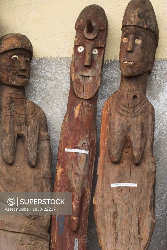 Ethiopia, South, Konso - Waga (Wakka), 'Famous Carved Wooden Effergies Of Chiefs And Warriors, Which Are Now Becoming Rare As Many Have Been Stolen By Art Collectors '