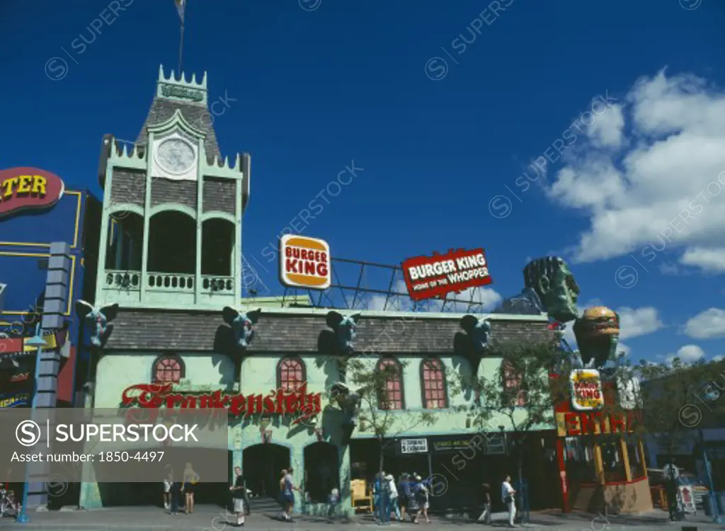 Canada, Ontario  , Niagara Falls, Clifton Hill House Of Frankenstein