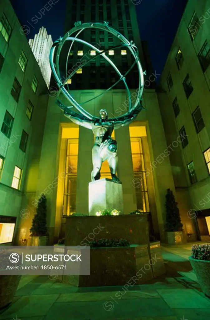 Usa, New York , New York City, Rockerfella Centre With Lee Lawries Atlas Illuminated At Night