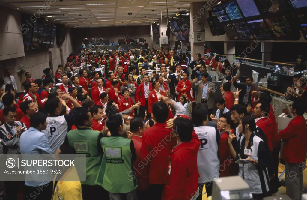 Singapore, Financial District, Raffles Place, Busy Derivatives Trading Floor Of The Singapore Stock Exchange. Sgx